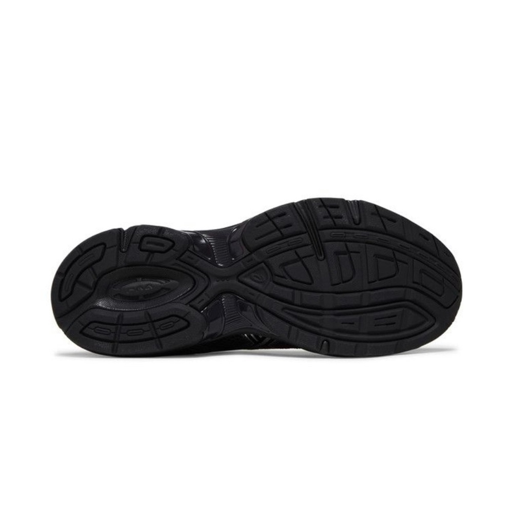 ASICS - Picture 6 of 7